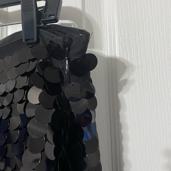 Shinestar Collection NWT Black Sequin Mini Skirt size: L - Picture 3 of 3